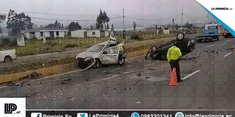 Persona Atropellada Y Triple Choque En La Panamericana Latacunga-Quito ...